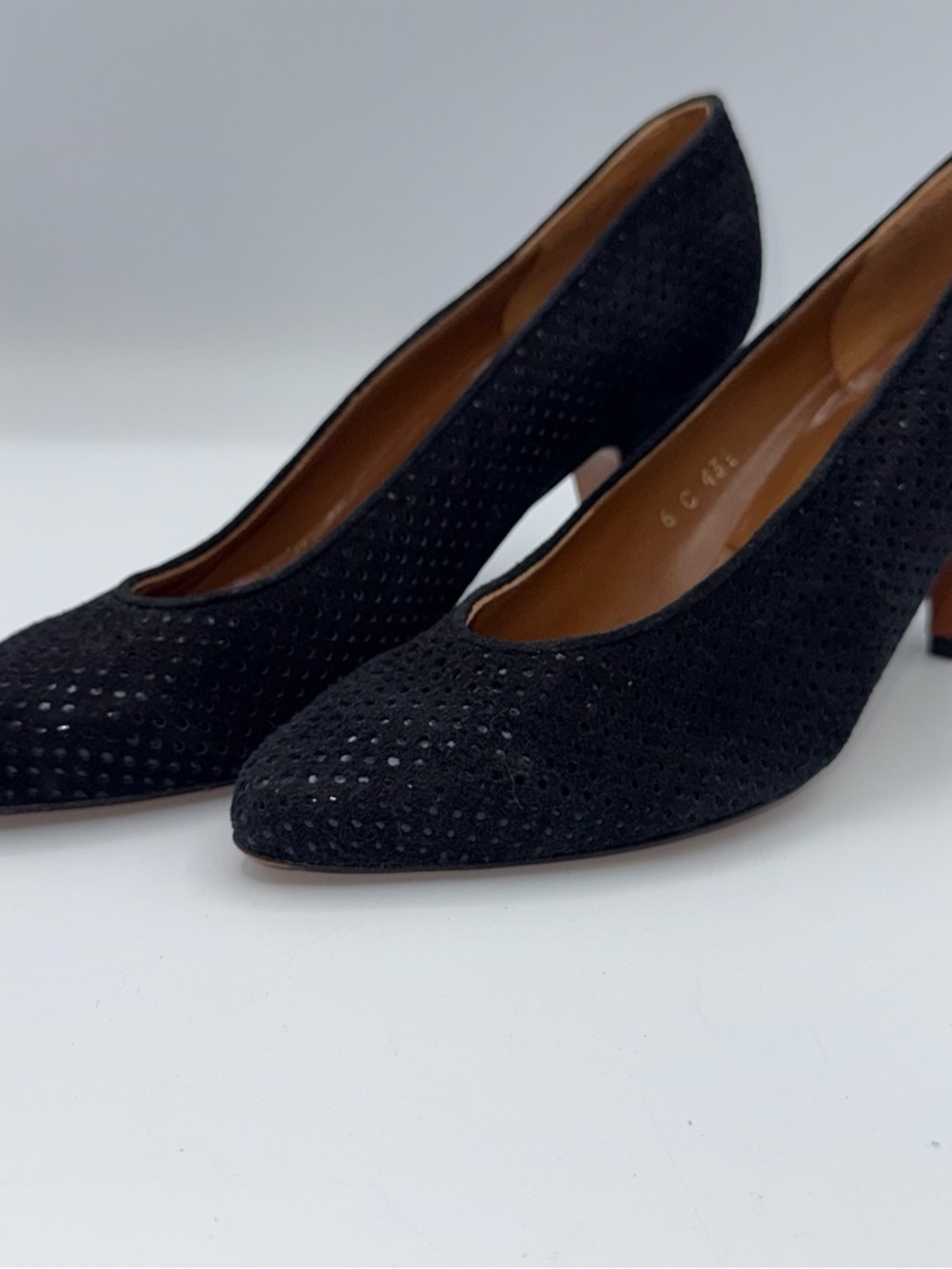 Evan Picone Black Perforated All Leather Suede Mid-Heel Pumps | 6W